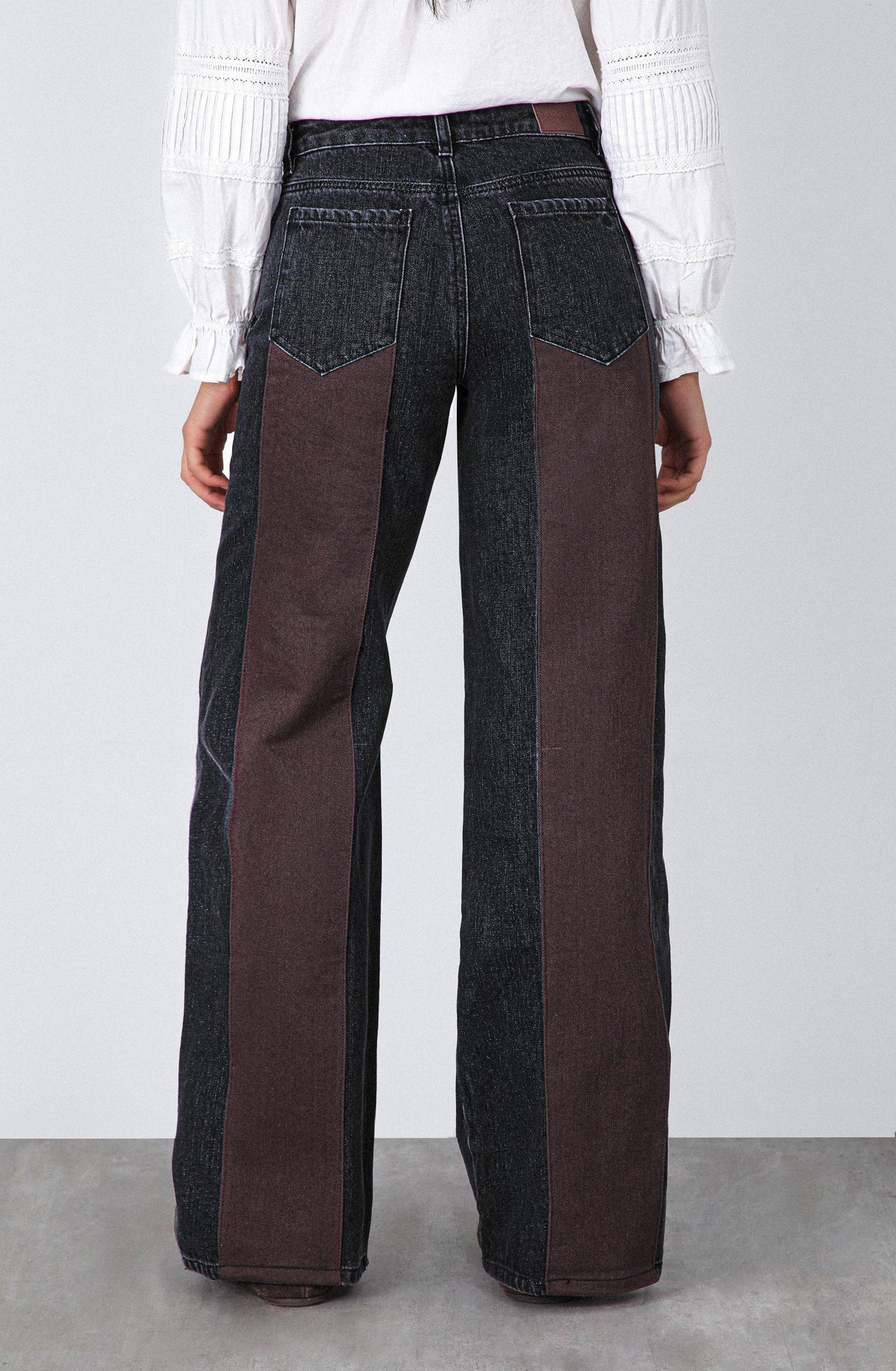 Pantalón Aplicación Denim Brown
