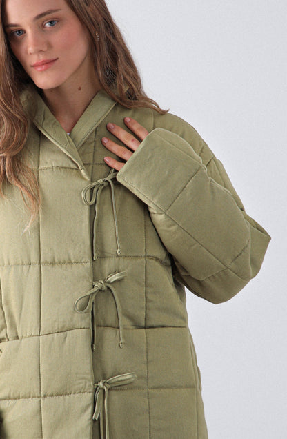 Chaqueta Acolchada Cintas Pistacho